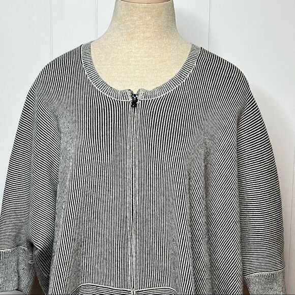 CAbi Cupids Cardi Sweater Style 3526 Zip Front Striped Boxy Oversized Cardigan M - Picture 4 of 8